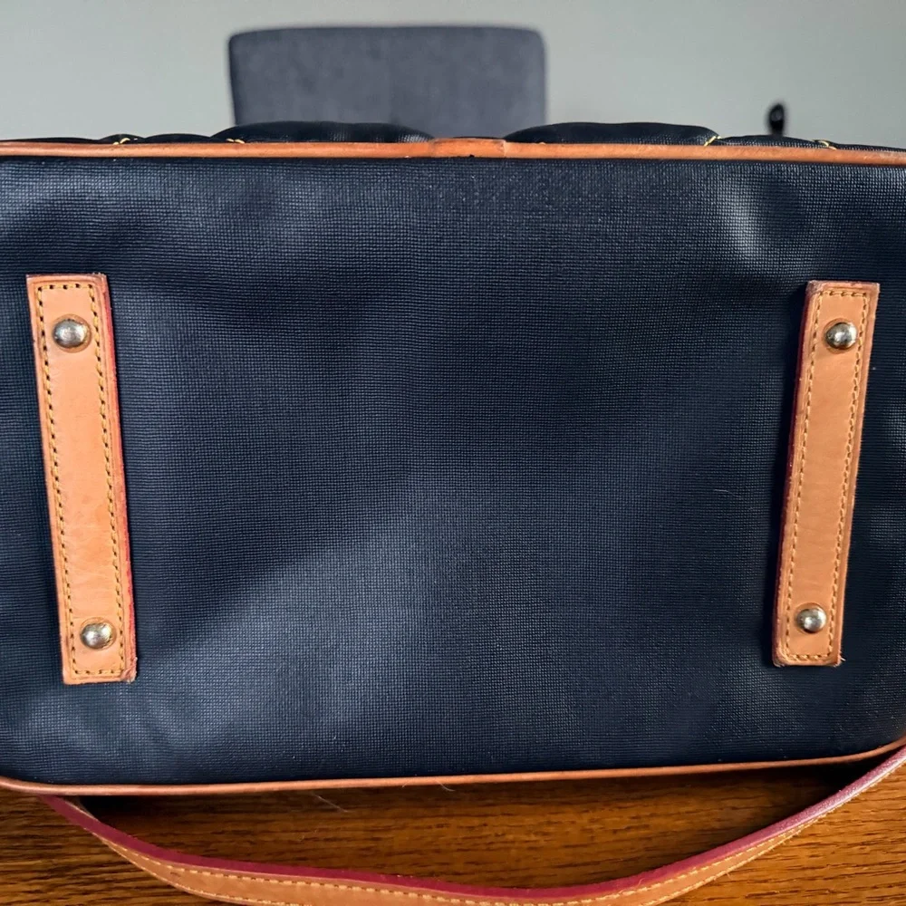 Dooney & Bourke Black Quilted Leather Handbag - Picture 3 of 5